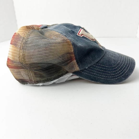 Kentucky Wildcats One Fit Distressed Denim American Flag Baseball Hat - Picture 2 of 10